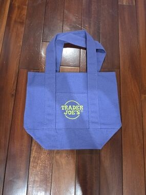 Trader Joe's Mini Halloween Tote In Purple